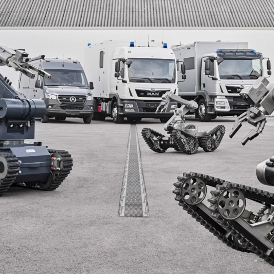 Av website-1