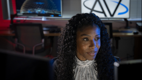 20251021-pjk-avinc0052