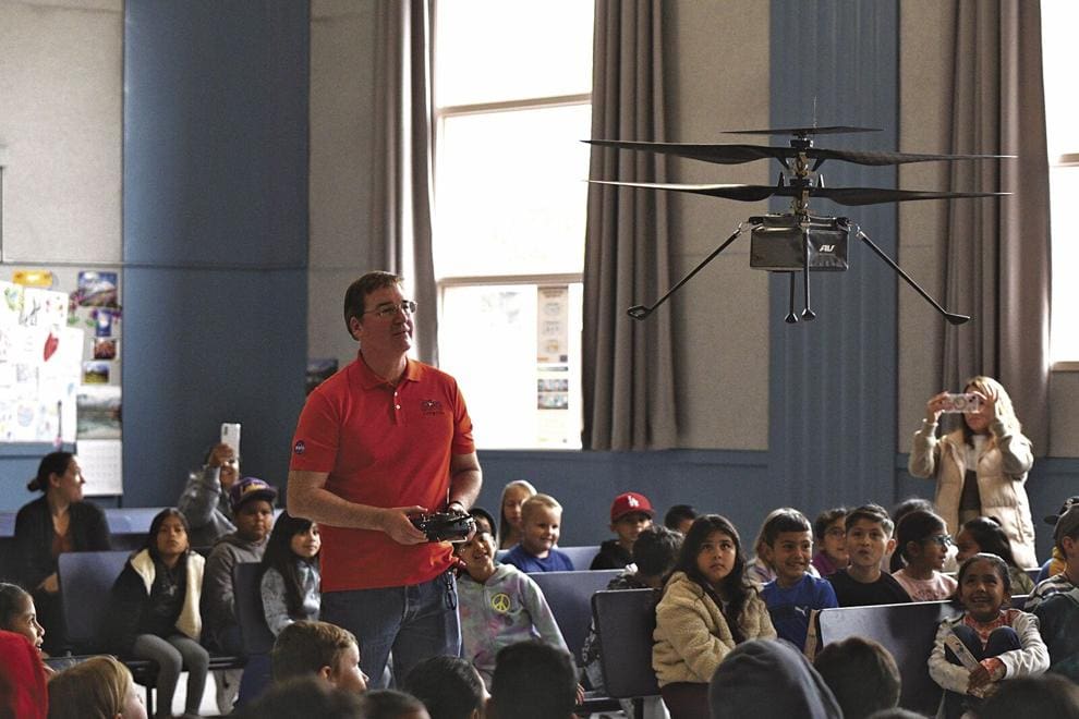 Ingenuity: Mars helicopter model